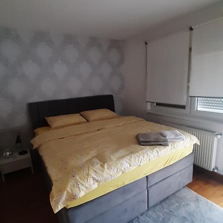 Apartman Tina Apartment Varazdin Ngoại thất bức ảnh